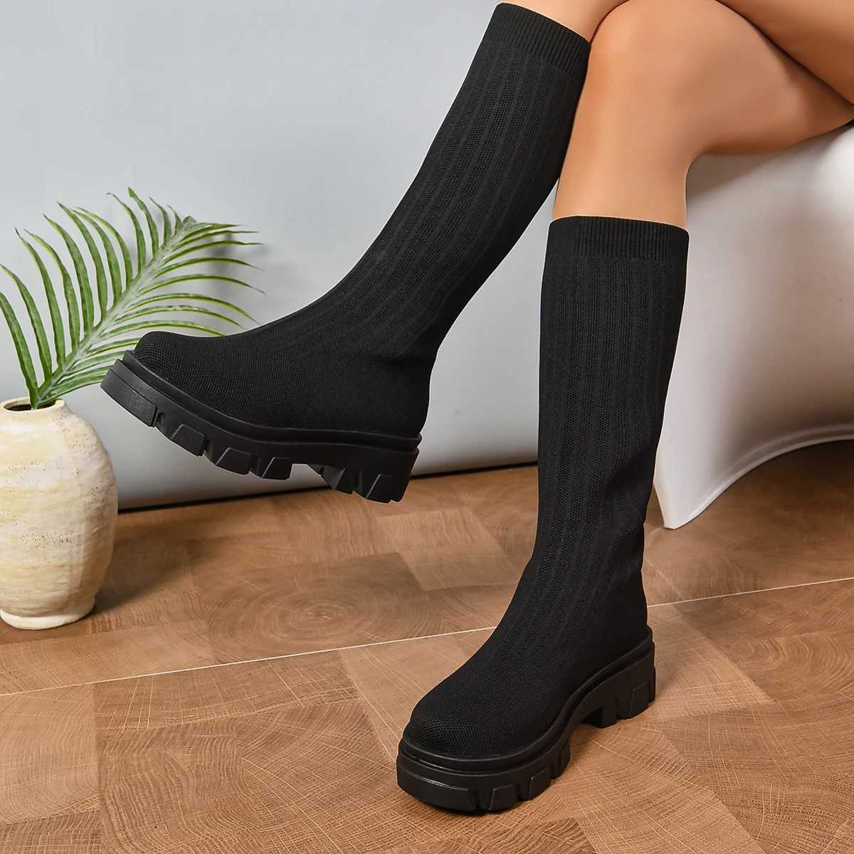 High Quality Autumn/Winter Warm Leisure Platform Designer Lg Boots Warm Foldable Knee Fi Black Ankle Boots T241206