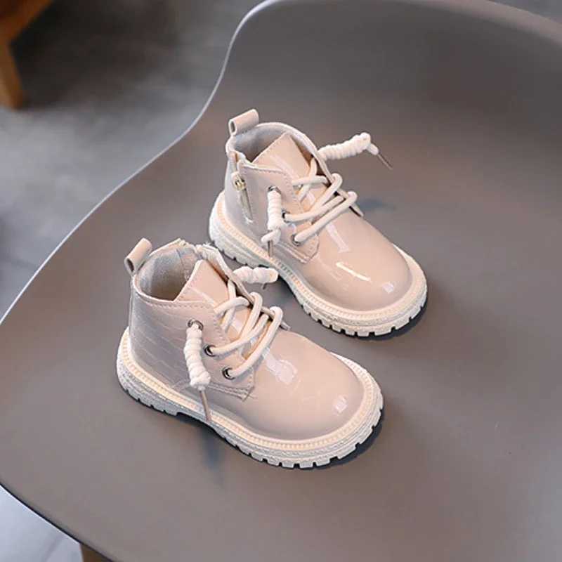 Children Ankle Boots 2023 Autumn Boys Patent Leather Shoes British Sle Retro Girls Shoes Fashion Toddler Non-slip Snow BootsXJ241206