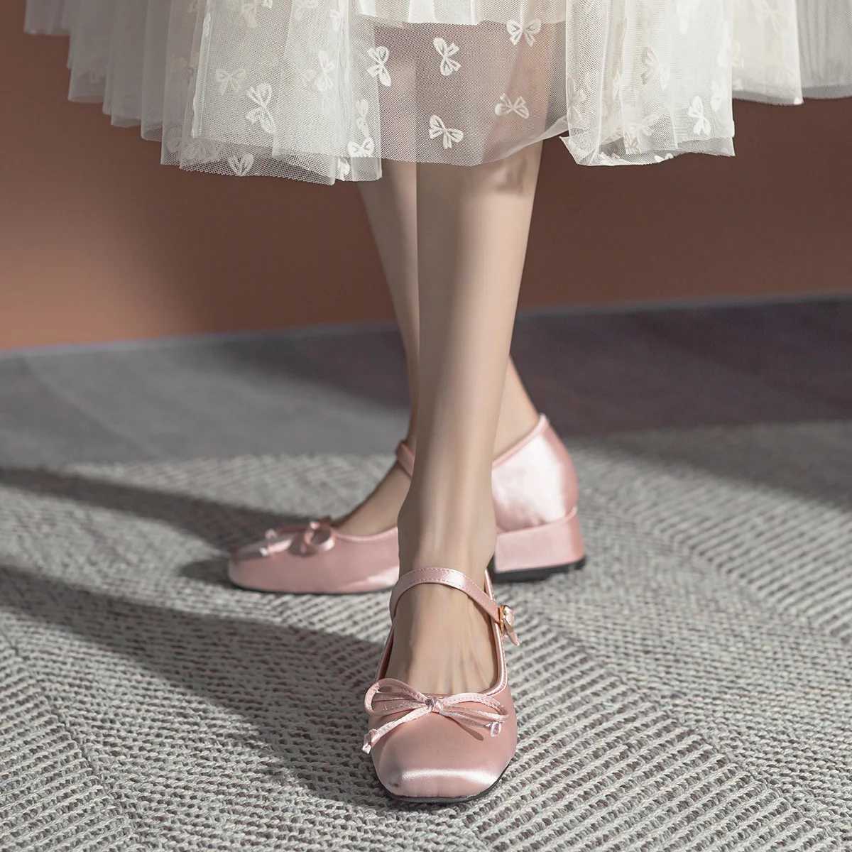 Med High H Bow Ballet Performer Wan Silk Buckle Pump Dance Ball Shoes Bridal Wedding Mary Janes Traf Taces Y241205