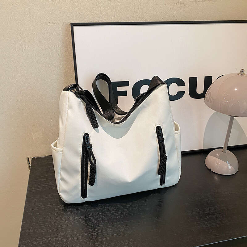 Trendy Brand High Appearance And Large Capacity Shoulder Fashionable Leisure Commuting Tote Korean Version Crossbody Bag, Women's Bag B4