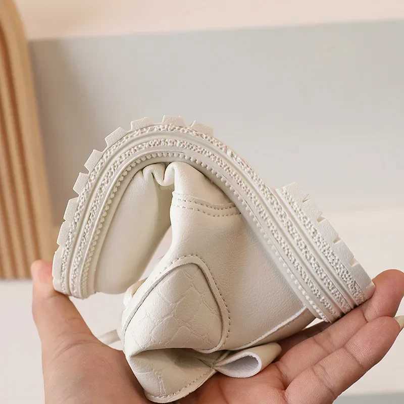 2023 Beige Girls Boots Side Zipper Simple Non-slip Casual Kids Shoes Versatile Soft Boys Britain Sle Children Short Boots PUXJ241206