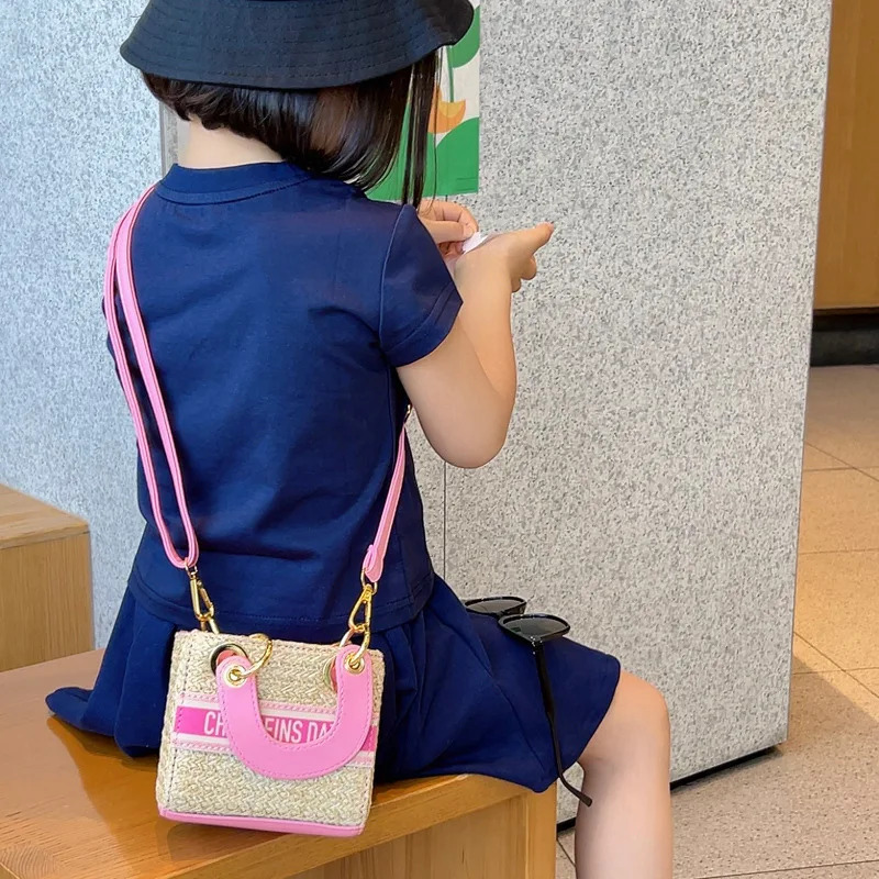 trend New fashionable handheld children s crossbody bag beach trend woven crossbody bag women s designer women s bag
