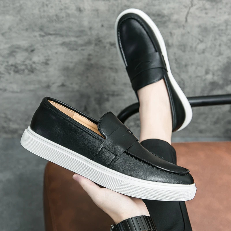 Men Leather Loafers Shoes Summer Shoes Mens Fashion Footwear Flat Comfy Leather Driving Shoes Men Casual Soft Sole Sneakers 241206