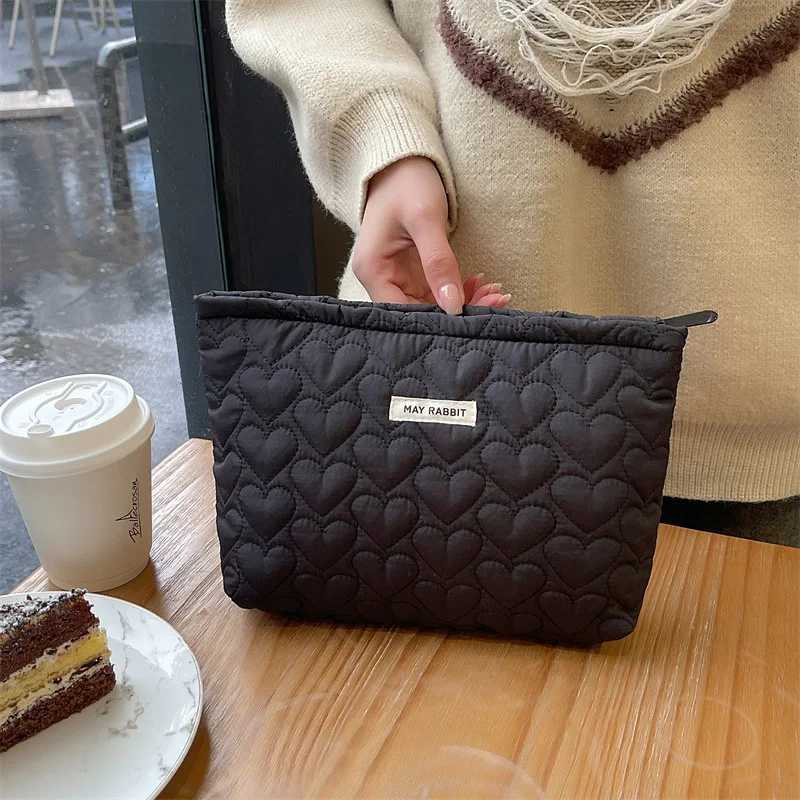 New Heart Pattern Women Makeup Bag Toiletries Cosmetic Organizer Zipper Bag Travel W Pouch Cosmetic Bag Female Make Up BagsXJ241206