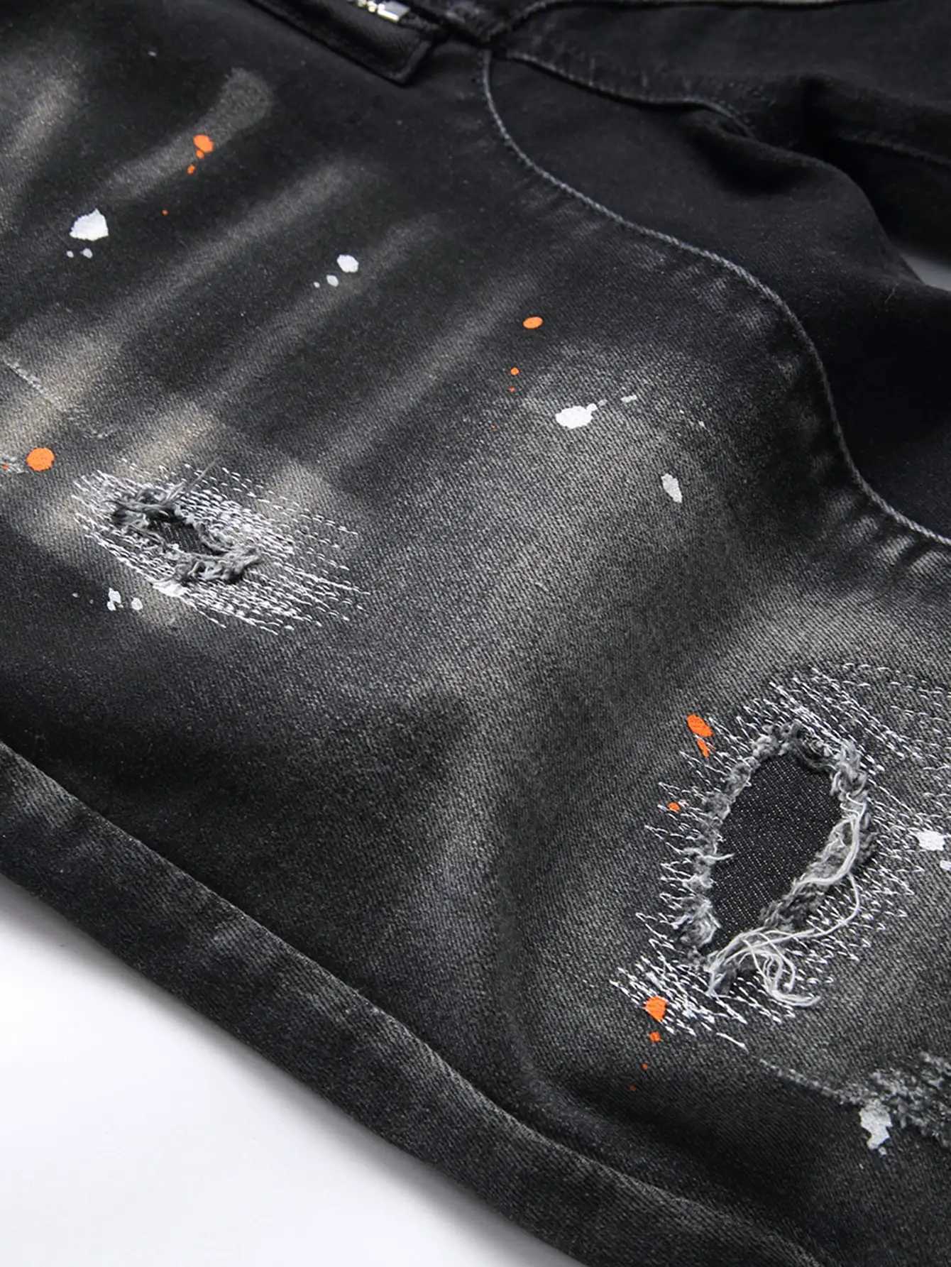 Mens Graffiti Ripped Short Jeans 2023 Summer New Fashion Casual Slim Big Hole Retro Style Denim Shorts Male Brand ClothesXJ241206