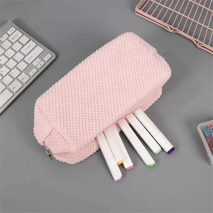 Solid Plush Cosmetic Lipstick Storage Bag Pencil Case Women Girls Makeup Handbags Travel Organizer Pouch Pen Bags Toiletry KitXJ241206