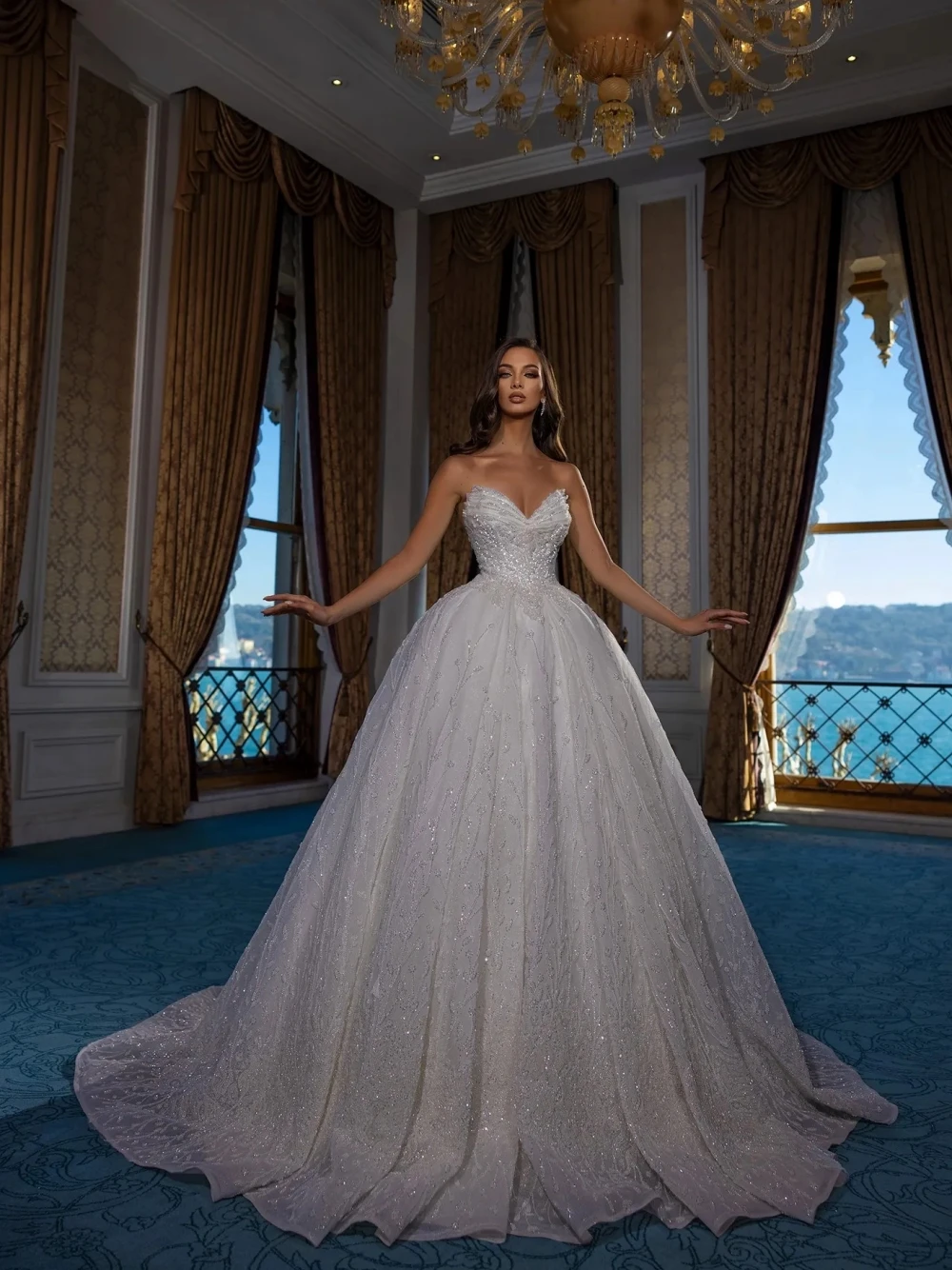 Wedding Dress For Women Sweetheart Neck Sleeveless Gown Sequins Appliques Sweep Train Dresses Custom Made Vestidos De Novia