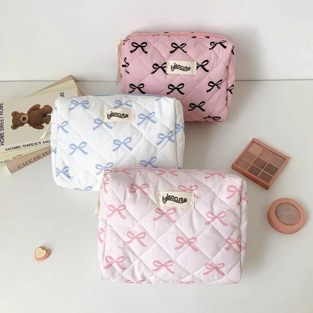 Ladies Bow Portable Large Capacity Handheld Makeup Bag and Toiletry Storage BagXJ241206