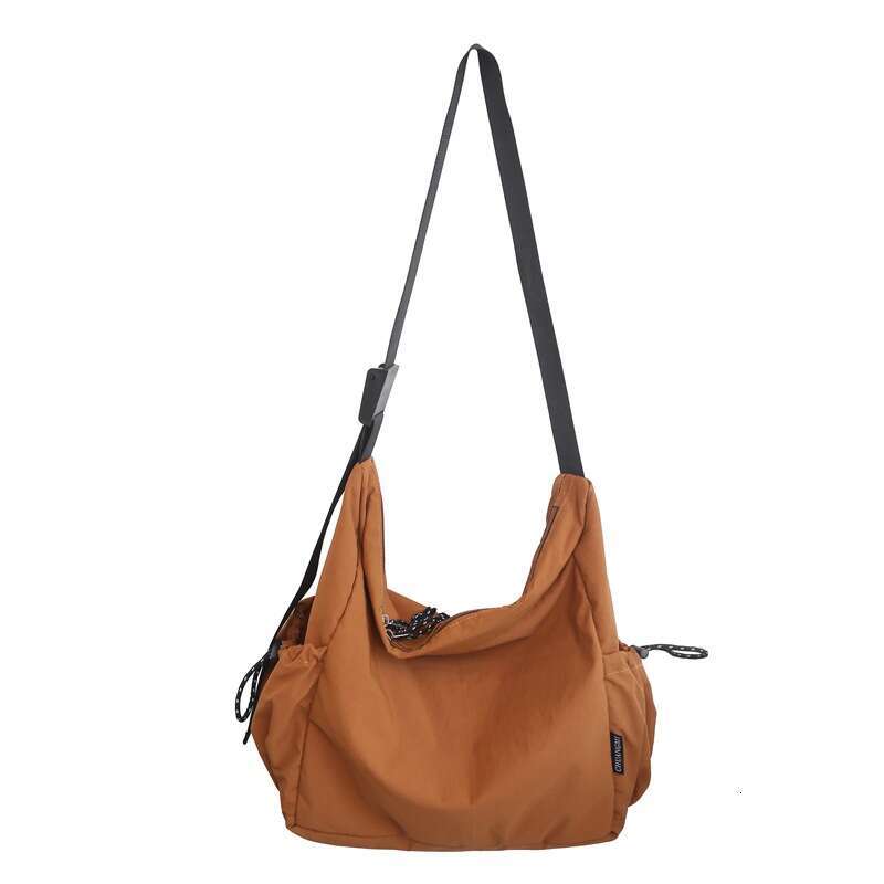 Large Capacity Retro Nylon Women's Summer High-End Sense, Single Shoulder Crossbody Fashionable And Casual Versatile Couple Cloth Bag, Men's