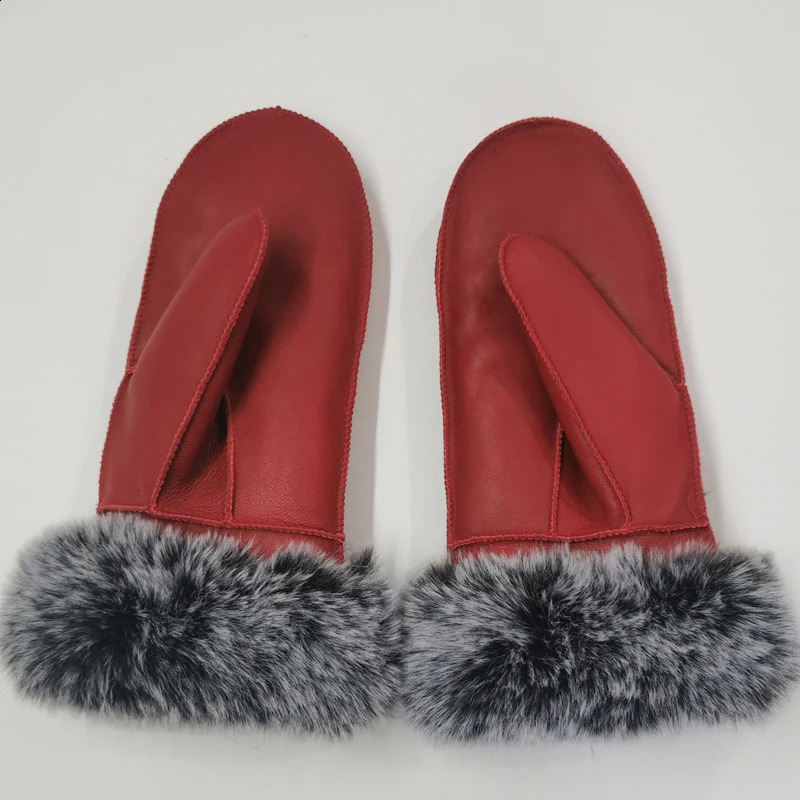 Womens winter sheepskin thick gloves imitating Rex rabbit fur cuffs for warmth even finger gloves cute fur outdoor sports womens gloves 241206