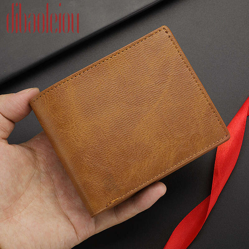 Wholesale Of Horizontal Short Men's Student Vintage Wallets, Fashionable And Classic Quality