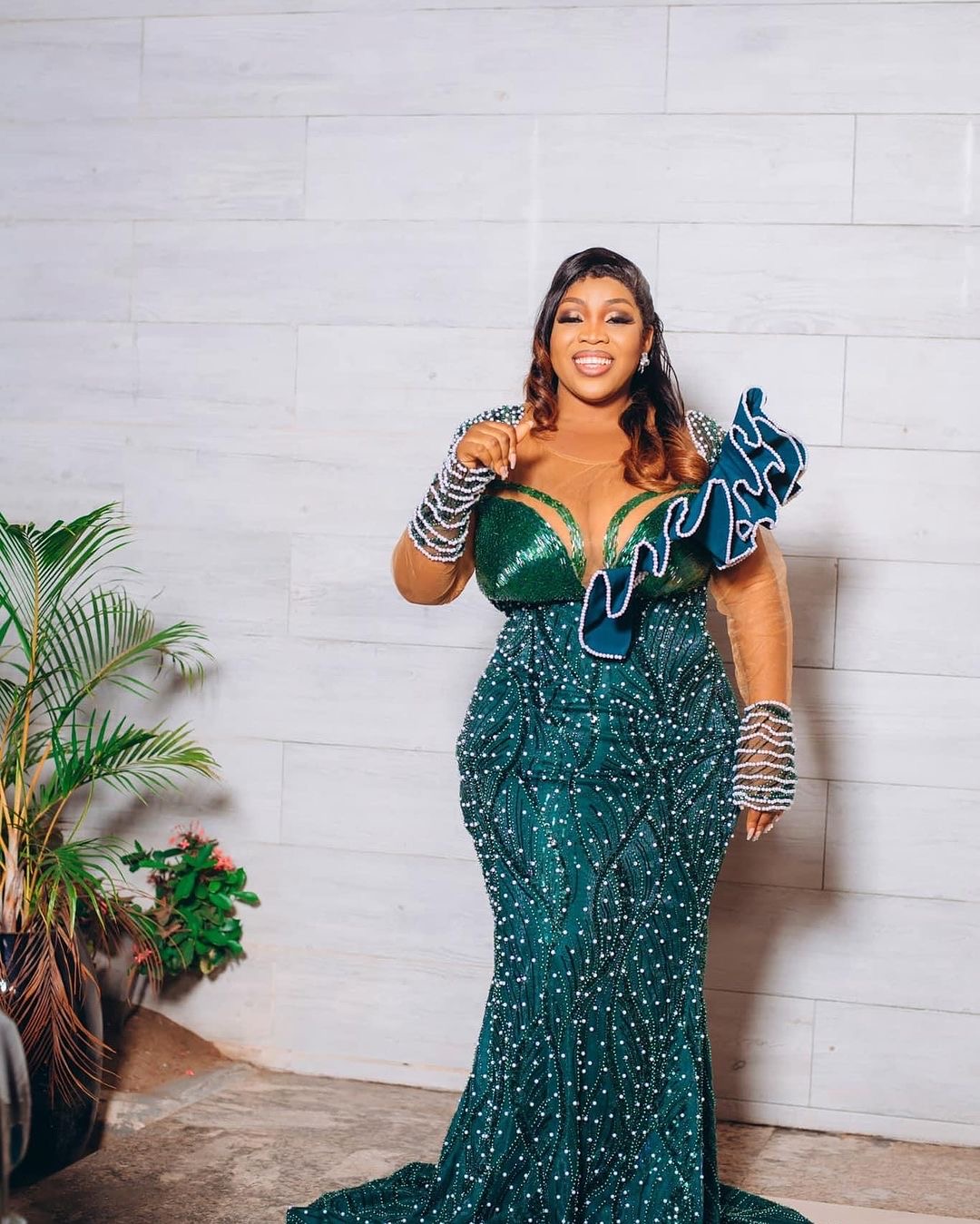 Hunter Green Prom Dresses 2025 Pearls Beaded Full Sleeves Sequined Evening Formal Party Second Birthday Engagement Gowns Plus Size Dress For Special O