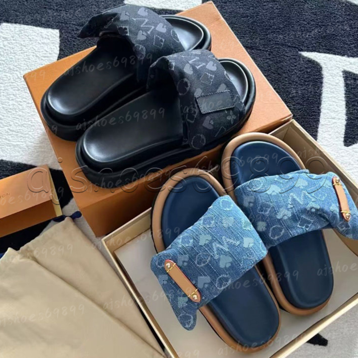 Designer Sliders Women Men Pillow slippers Flat Comfort Mules Slides Fashion Classic Prints Embossed Summer Sandals Black Grey Beach Shoes slippers size 35-44