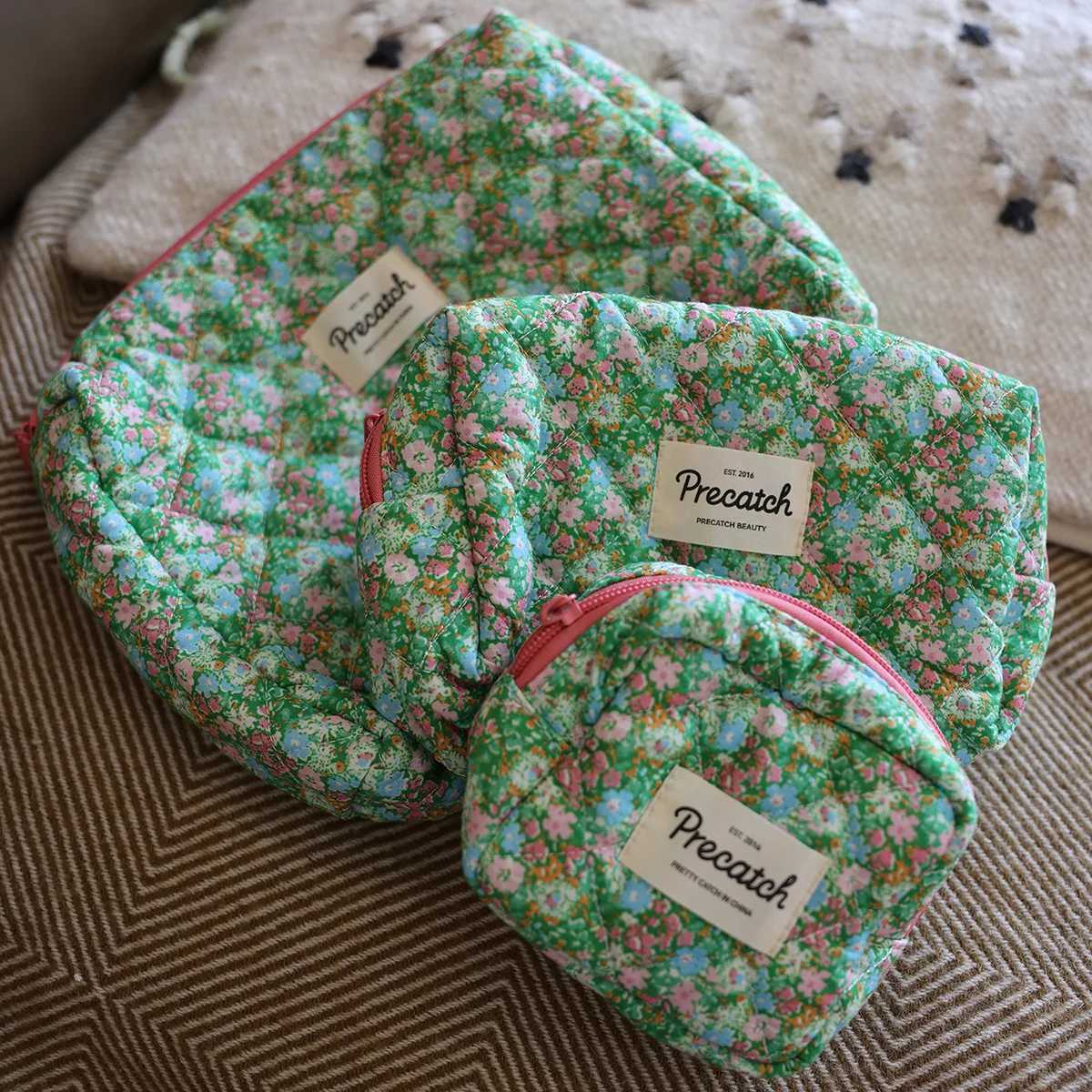 Floral Patterned Medium-sized Cosmetic Bag For Skincare Products Portable Travel Organizer Makeup Bag Small items storage bagXJ241206