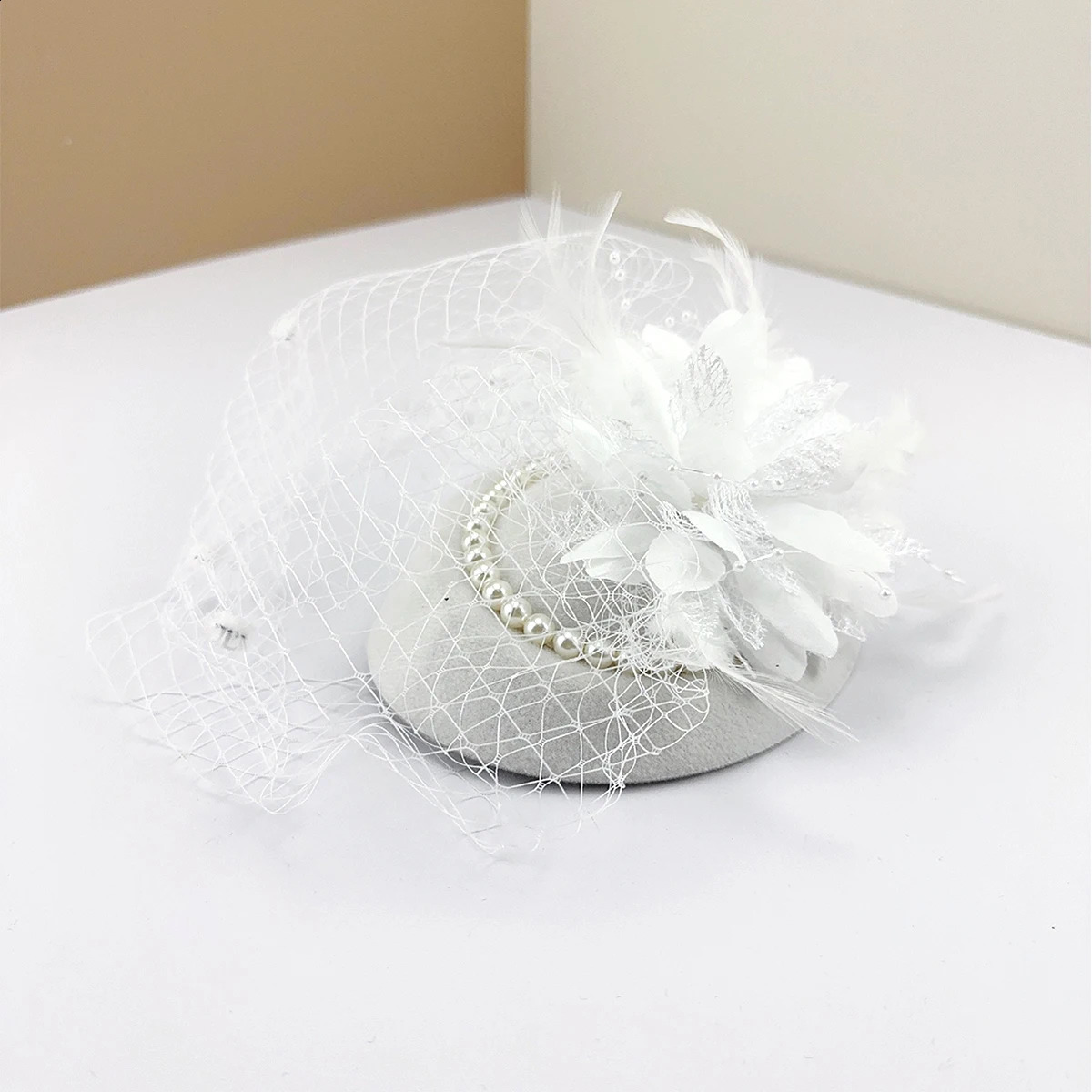 1 womens retro French top hat elegant mesh headdress for evening socialites 241122