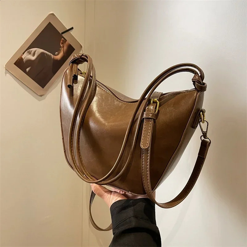 Sewing Thread Casual Solid Shoulder Bags Interior Compartment Fashion High Quality Bags for Women Zipper Pu Womens Handbags 241205