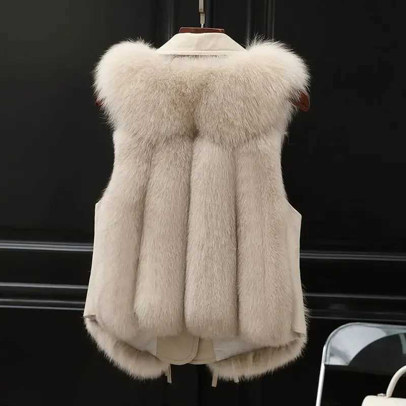 Womens Vest 2024 Autumn and Winter Coat New Item Fur Coat Short Lady OuterwearXJ241206