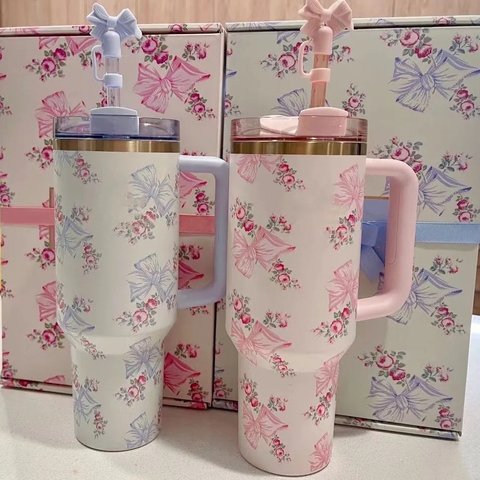 US Warehouse 40Oz Tumbler 14Oz 20oz Love Shack Fancy Rosa Limited Edition Christmas Beaux Pink Blue Stainless Steel Mug With Lid And Straw Cups Wicked Green