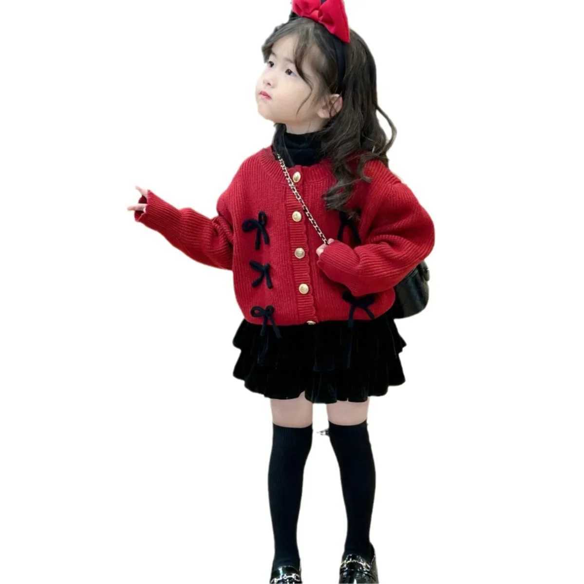 Cardigan Girls Sweater 2023 Autumn/Winter New Red Baby Winter Thick Sweater Childrens New Year Knitted Bow Sweater Open Knitted Woolen Sweater Q241205