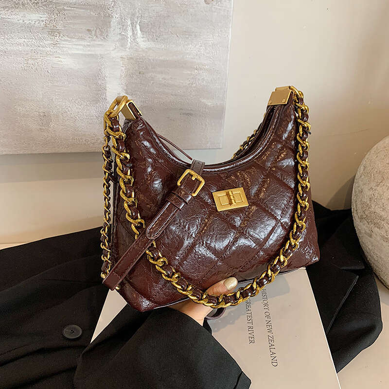 Advanced fashionable armpit 2025 new simple and casual versatile handbag, stylish single shoulder crossbody women's bag