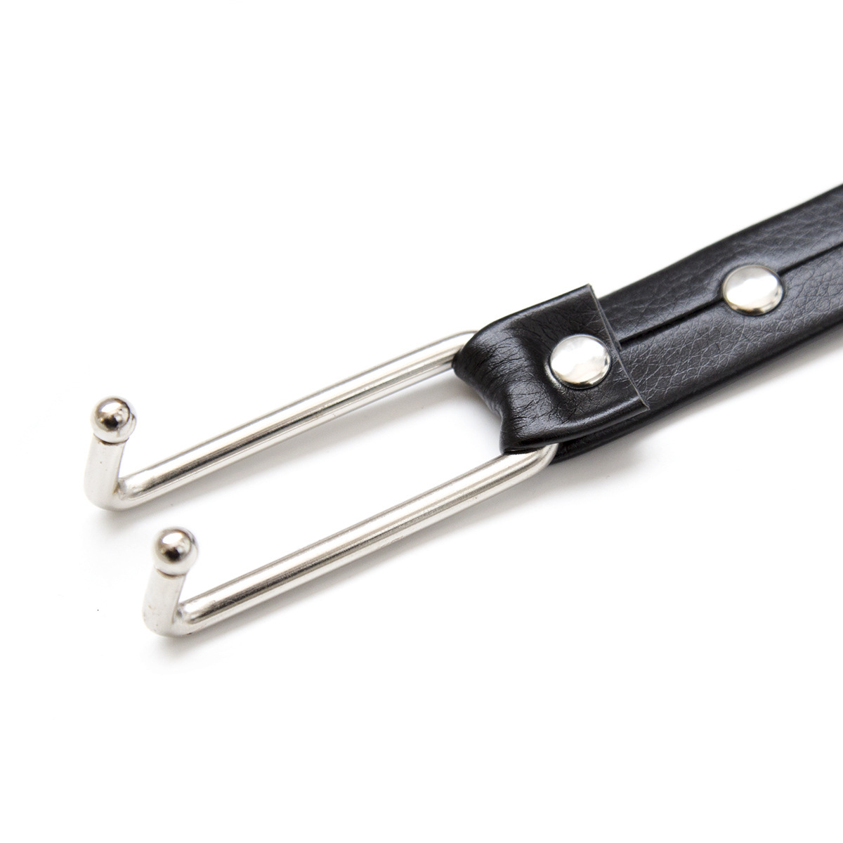 SM Sex Toys Black Leather Nail Buckle Nose Hook Female Training Flirting Nose Hook Adult Products Wholesale