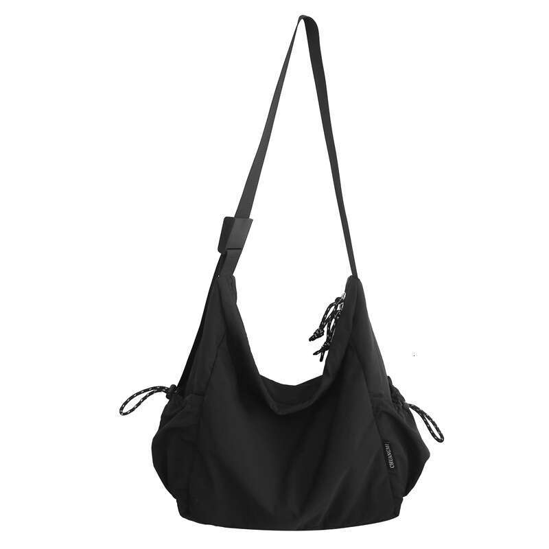 Large Capacity Retro Nylon Women's Summer High-End Sense, Single Shoulder Crossbody Fashionable And Casual Versatile Couple Cloth Bag, Men's