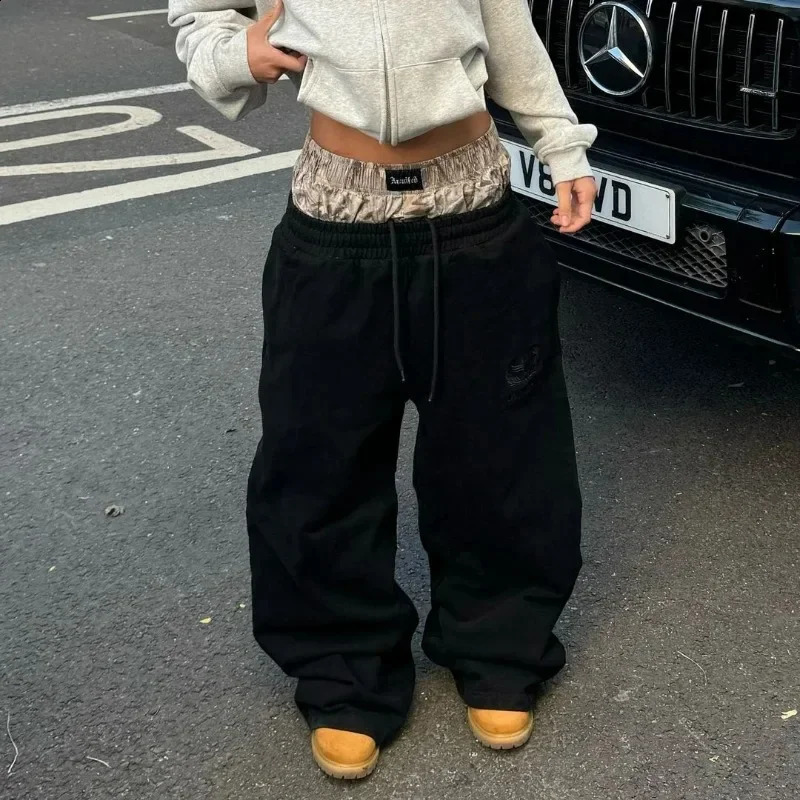 Y2K retro hip hop camouflage high waisted wide leg Embroidered men sweatpants Harajuku fashion street women baggy pants 241205