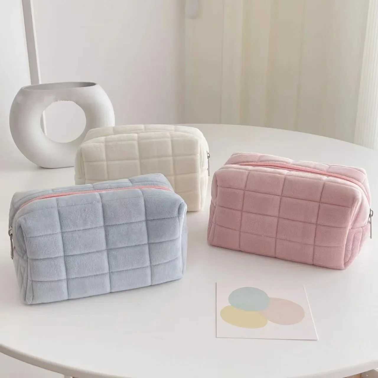 Flannel pillow bag lazy cosmetic bag ins Japanese high-value large-capacity storage statiery box toilet bagXJ241206