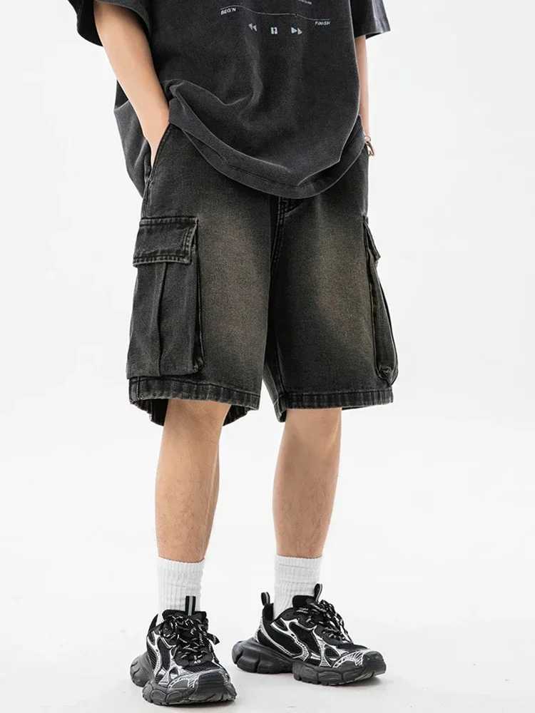 Old Washed Cargo Denim Shorts Mens Summer New Style Loose Side Three-dimensional Large Pocket Casual Five Quarter PantsXJ241206