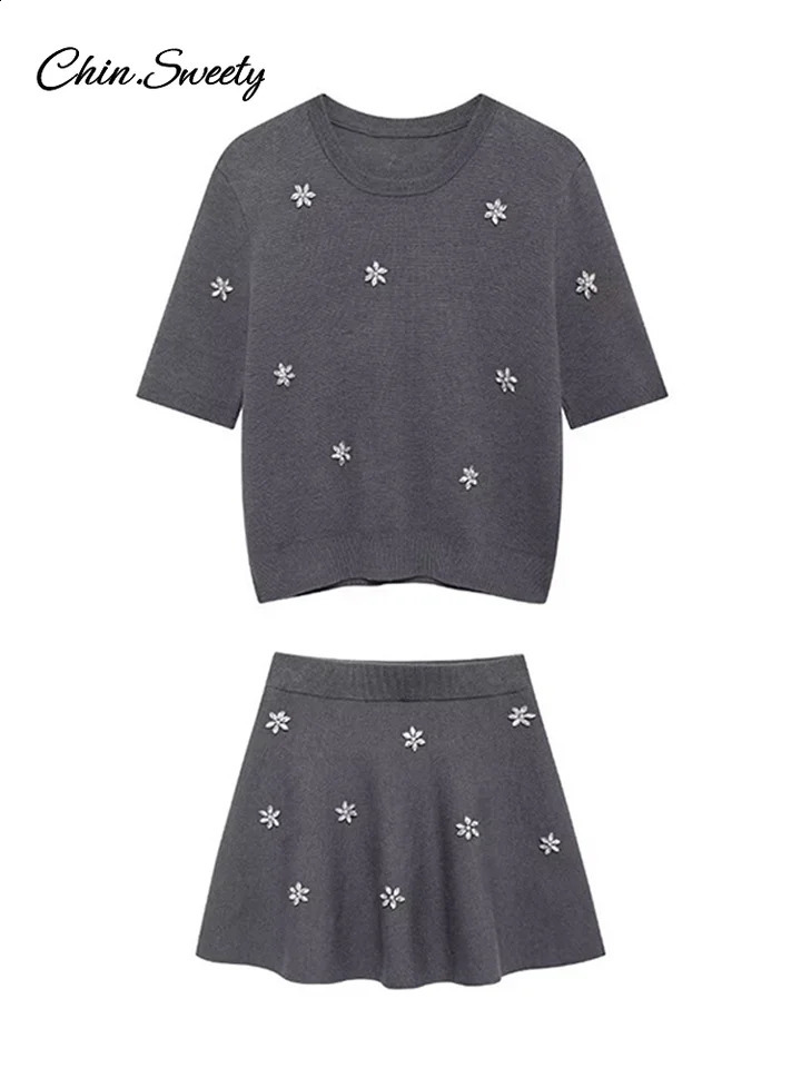 Knitted Mini Skirts Set Women 2 Pieces Short Sleeve Sweater Aline Skirt Pleated Elegant Lady Allmatching Outfit 241205