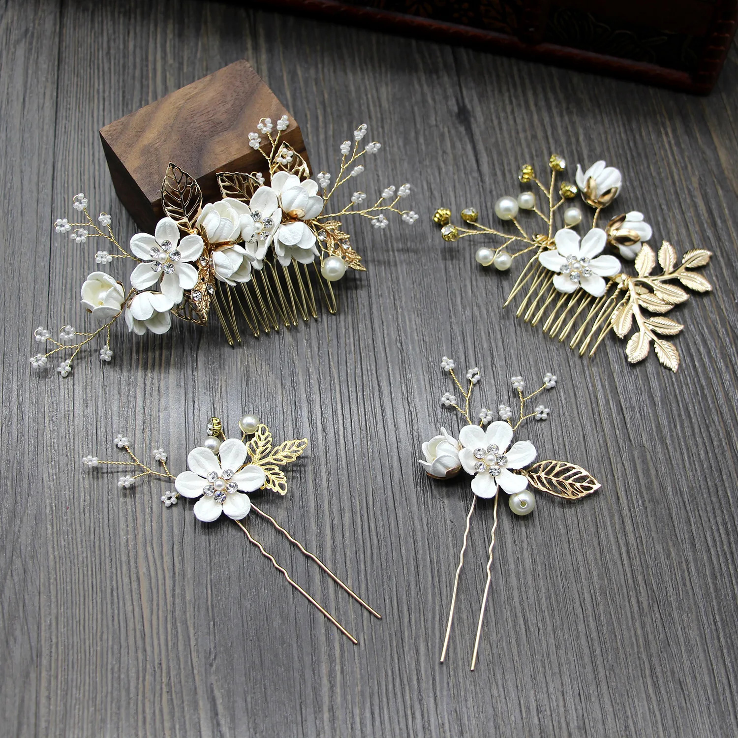 European and American gold leaf hair comb handmade bridal crown headpiece flower arrangement hair accessory 241205