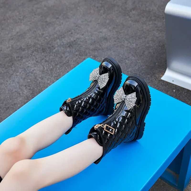 Girls Boots 2024 Autumn Winter New Children Boot Fashion Princess Shoe Short Boot Anti Slip Breathable Children Shoe Girls ShoesXJ241206