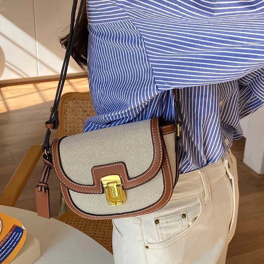 2023 New Small Style Ctrast Panel Canvas e Shoder Crossbody Saddle Bag Luxury Designer Vintage Wallet Purse Ladies Z250301