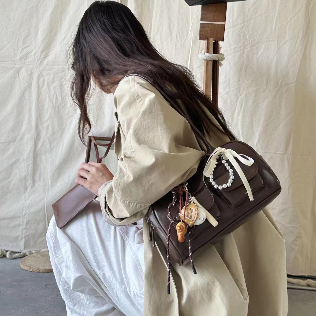 Ladies' Designer Women's Bag Autumn And Winter New Item Korean Ins Large Capacity Bowling Handbag Shoulder Bag