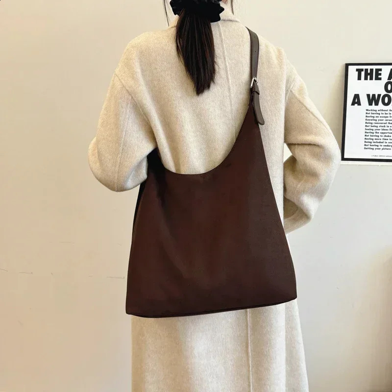 Casual Solid Interior Compartment Tote Bags Large Capacity 2025 High Quality Bags for Women Fashion Zipper Pu Womens Handbags 241205