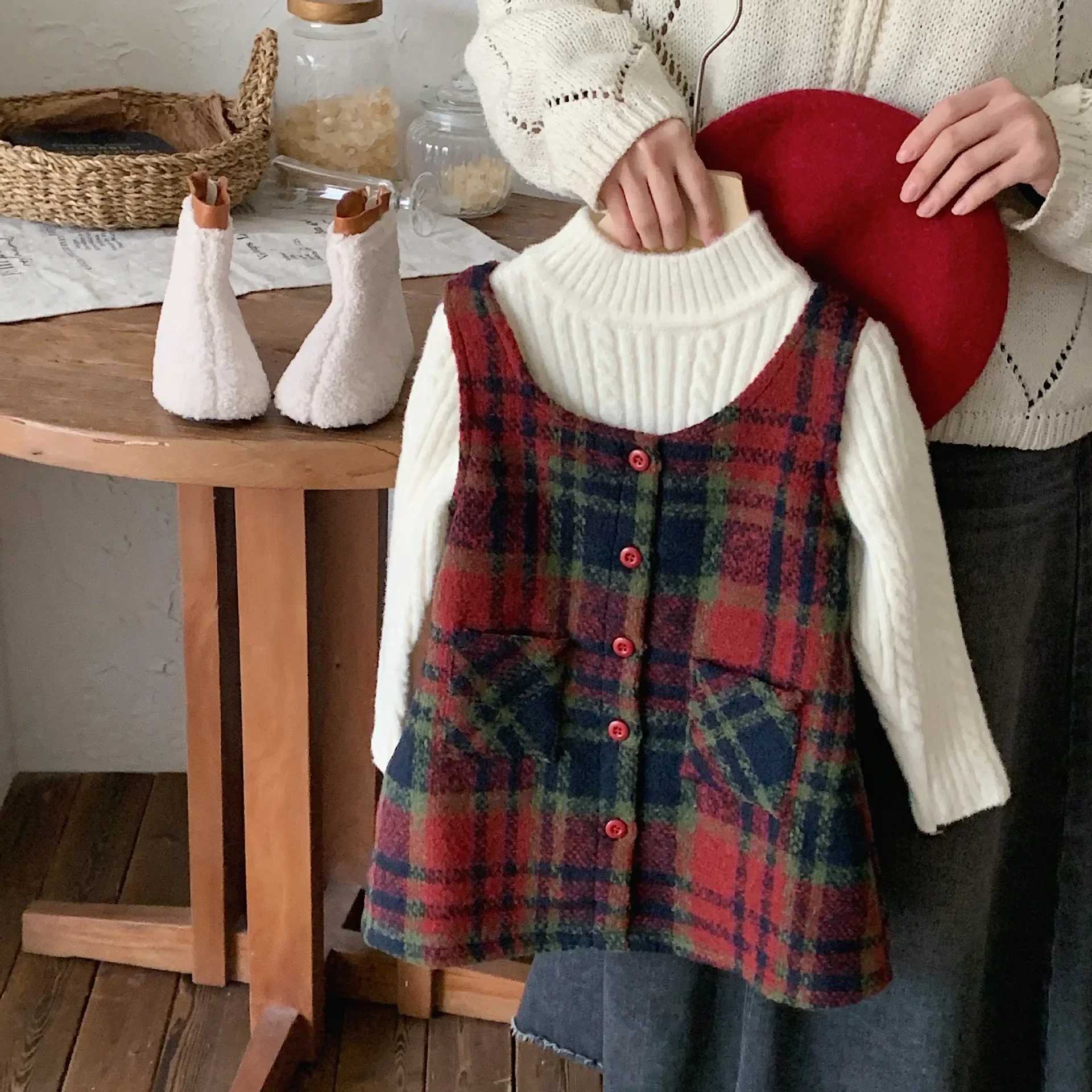 Baby Girl Skirt Clothes Children 2024 New Fall Winter Red Dress Simple Casual Sle All-match Fashion Kids Clothes SkirtXJ241206