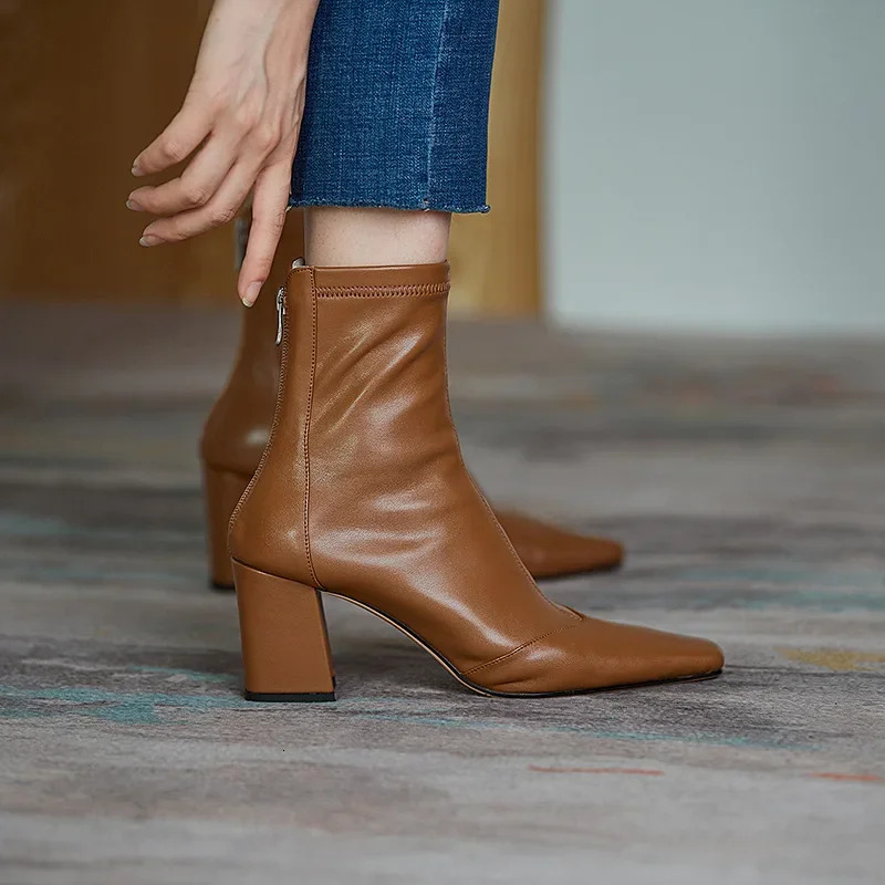 Women Vintage Ankle Boots Thick Heels Boot New Fashion Pointed Toe Zipper Winter Women's Shoes Leather Brown Short Booties