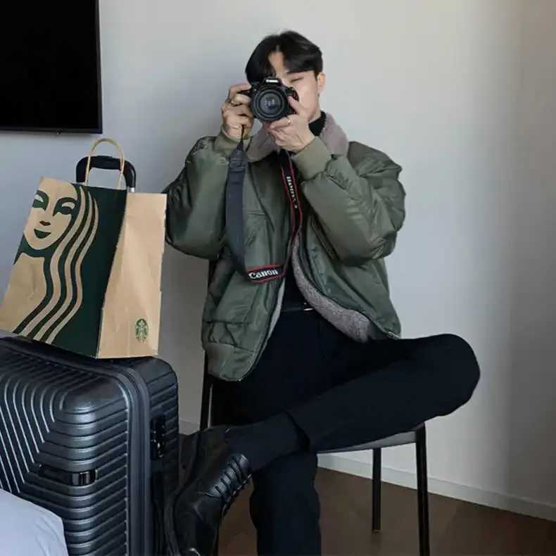 Fleeced Warm Quilted Padded Jacket Man Thick Winter Coat for Men High Quality Original Brands Luxury Padding Stylish Cheap SaleXJ241206