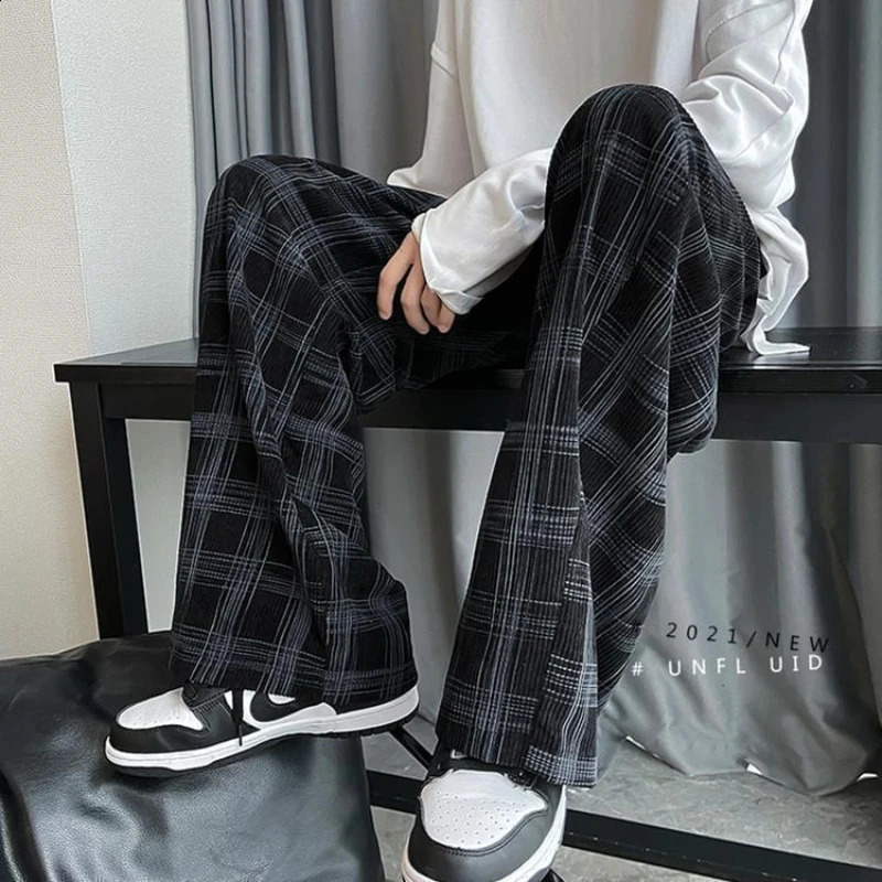 Vintage Plaid Trend Straight Pants Spring Autumn Elastic Waist Loose Casual Wide Leg Sports Fashion Korean Men Clothes 241205