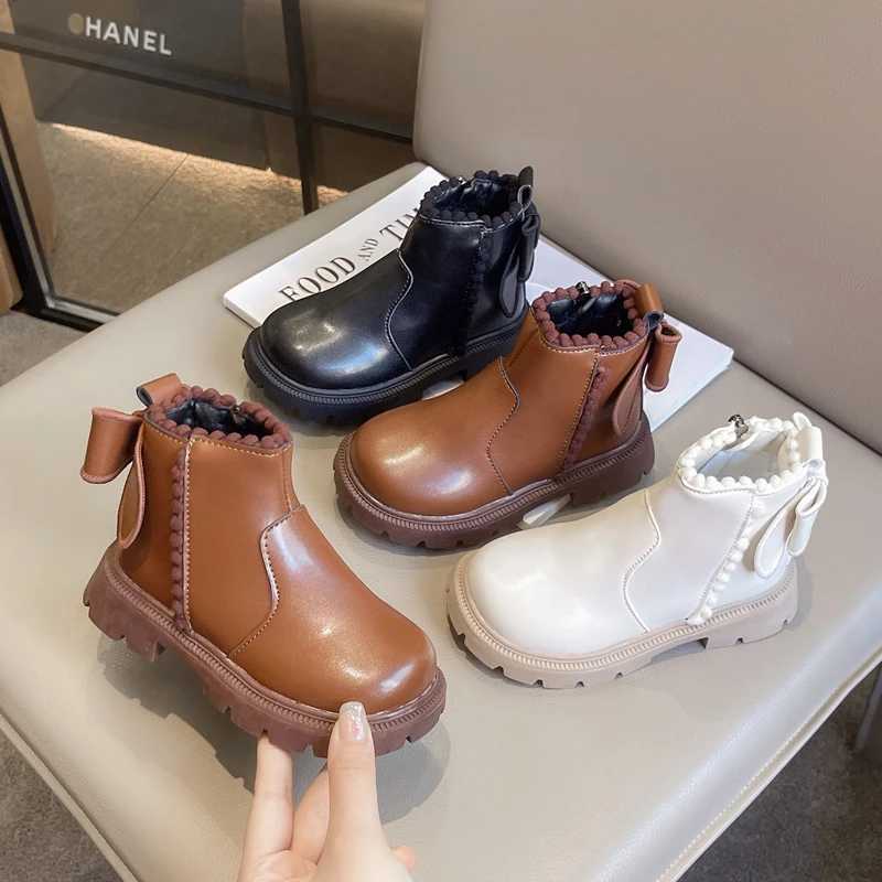 2024 Children Leather Plush Boots for Girls Winter New Fashion Korean Sle Soft Bottom Anti-slippery Versatile Chic Zip ShoesXJ241206