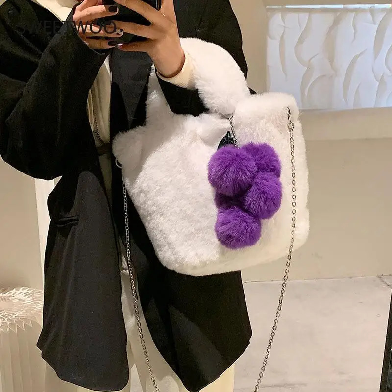 Female bag autumn and winter plush bag Korean cute plush messenger small bag portable tote bag 241206