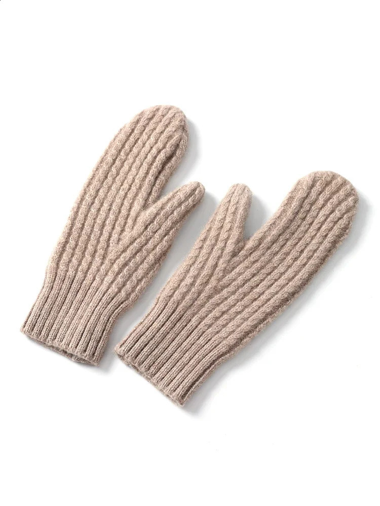 100 Cotton Thick Density Knitted Gloves for Women Outdoor Warmth Mens Cable Gloves Work Drive Gloves Neutral Gloves Warmth 241206