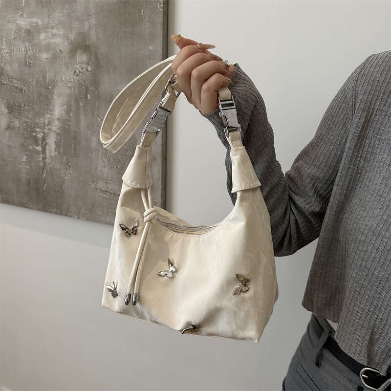 Summer New Butterfly Small Women's And Stylish Handbag, Versatile Texture, Commuting Personality, Crossbody Bag, Fashionable Quality, Classic B2