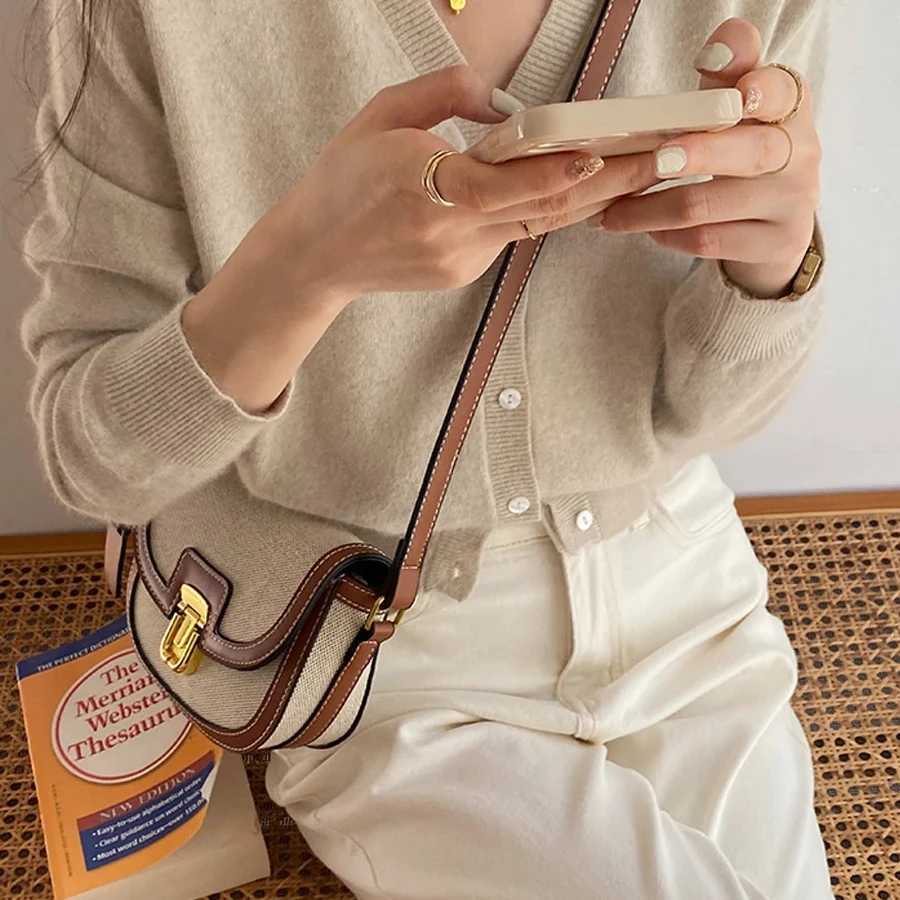 2023 New Small Style Ctrast Panel Canvas e Shoder Crossbody Saddle Bag Luxury Designer Vintage Wallet Purse Ladies Z250301
