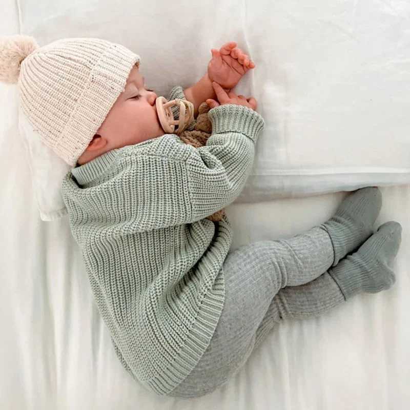 Cardigan Autumn baby sweater Winter children boys and girls long sleeved solid color knitted Baby bo Q241205