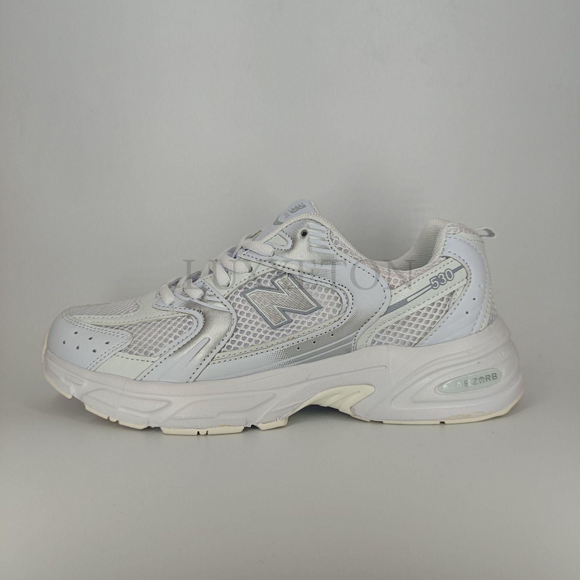 fashion 2025 New Ins style casual lace up thick sole sports new letter brand design breathable mesh skateboard shoes designer casual shoes