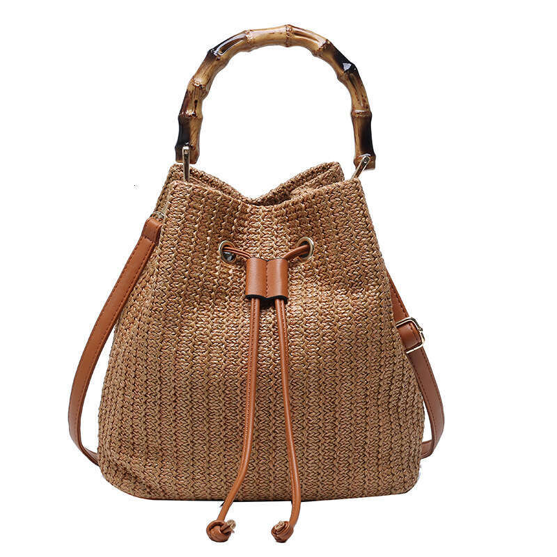 2025 New Handheld Straw Woven Summer Korean Edition Fashion Single Shoulder Crossbody Bamboo Bucket Women's Bag