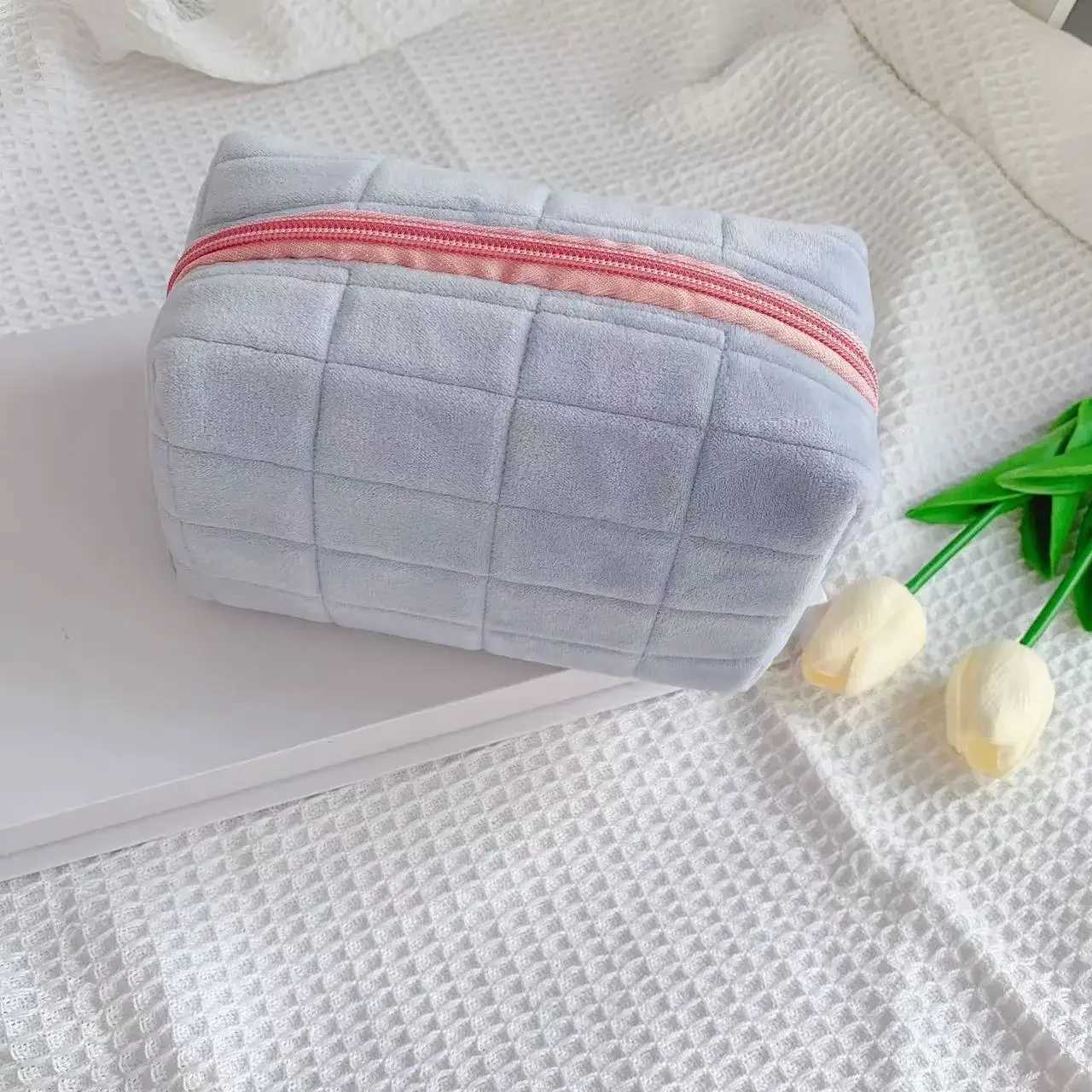 Flannel pillow bag lazy cosmetic bag ins Japanese high-value large-capacity storage statiery box toilet bagXJ241206