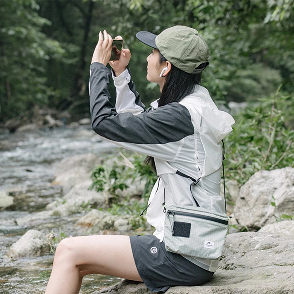 Outdoor Mini HikingMountaineering Bag Travel Large Capacity Messenger Summer Lightweight Casual One Shoulder 241204