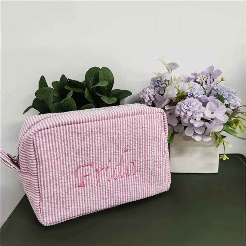 Persalized Seersucker Makeup Bag Embroidered Name Seersucker Bag Persalized W Bag Wedding Bridesmaid Gift Makeup BagXJ241206